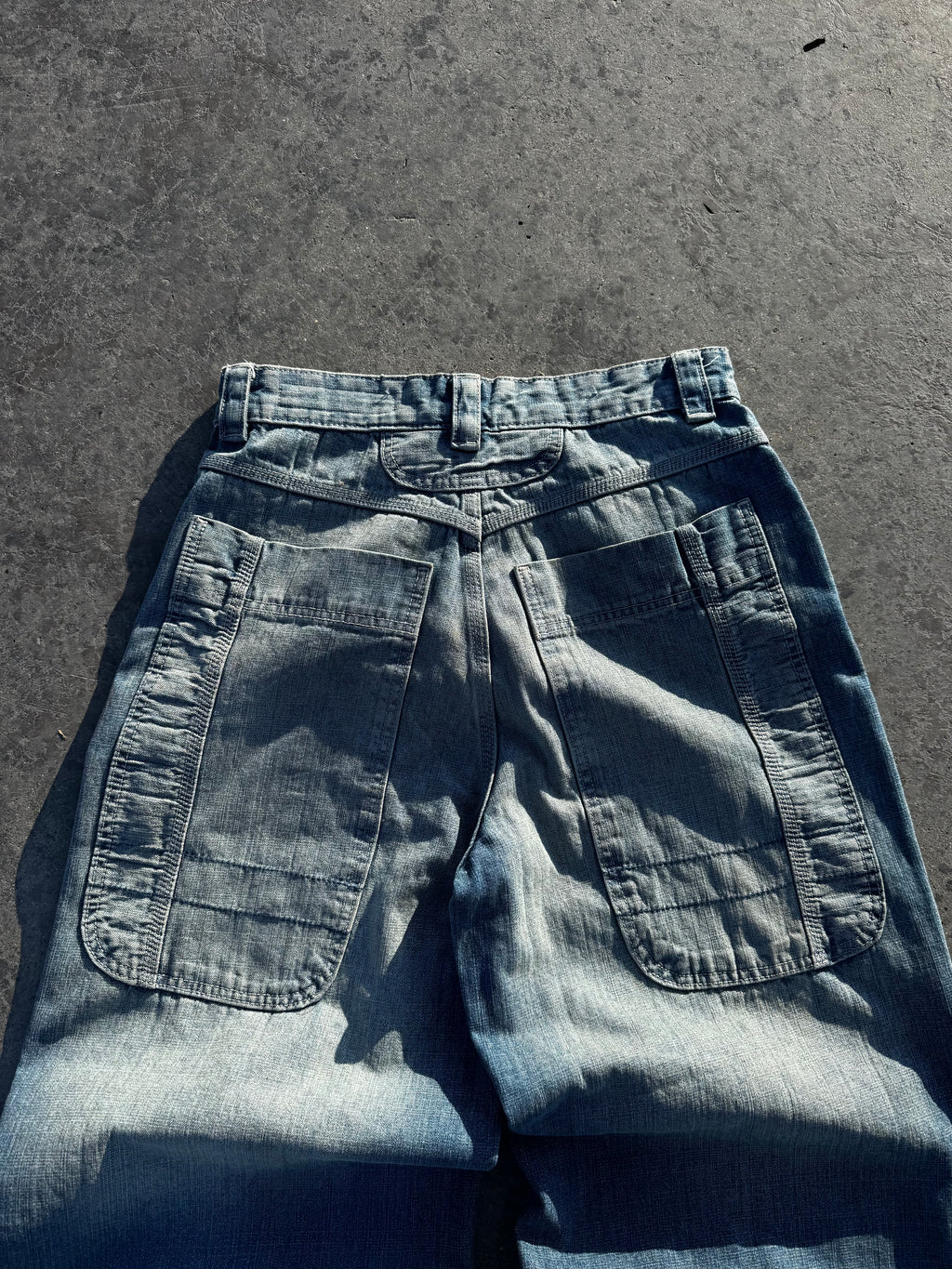 BLUE JEAN BOODCUT BERSHKA LEGIT