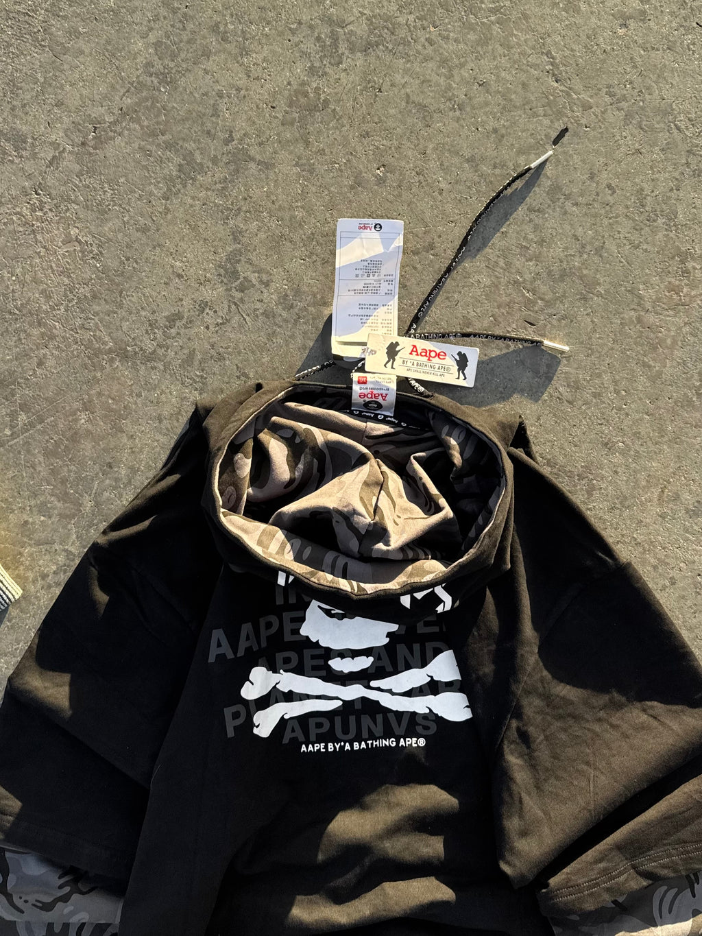 BAPE HOODIE CAMIBUSO