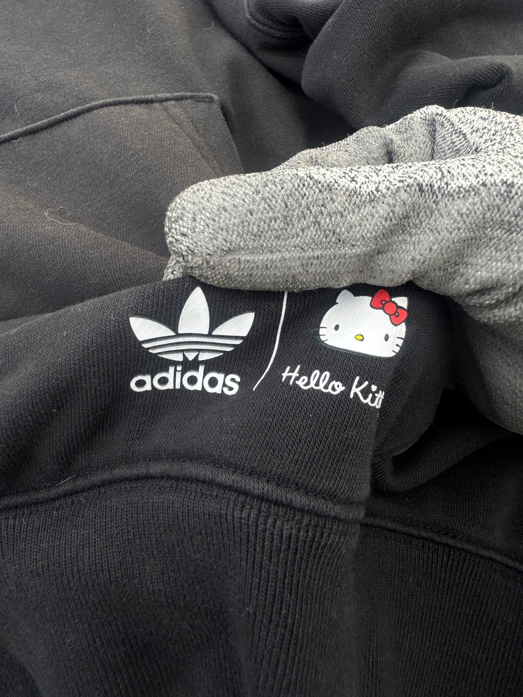ADIDAS & HELLO KITTY COLAB HOODIE