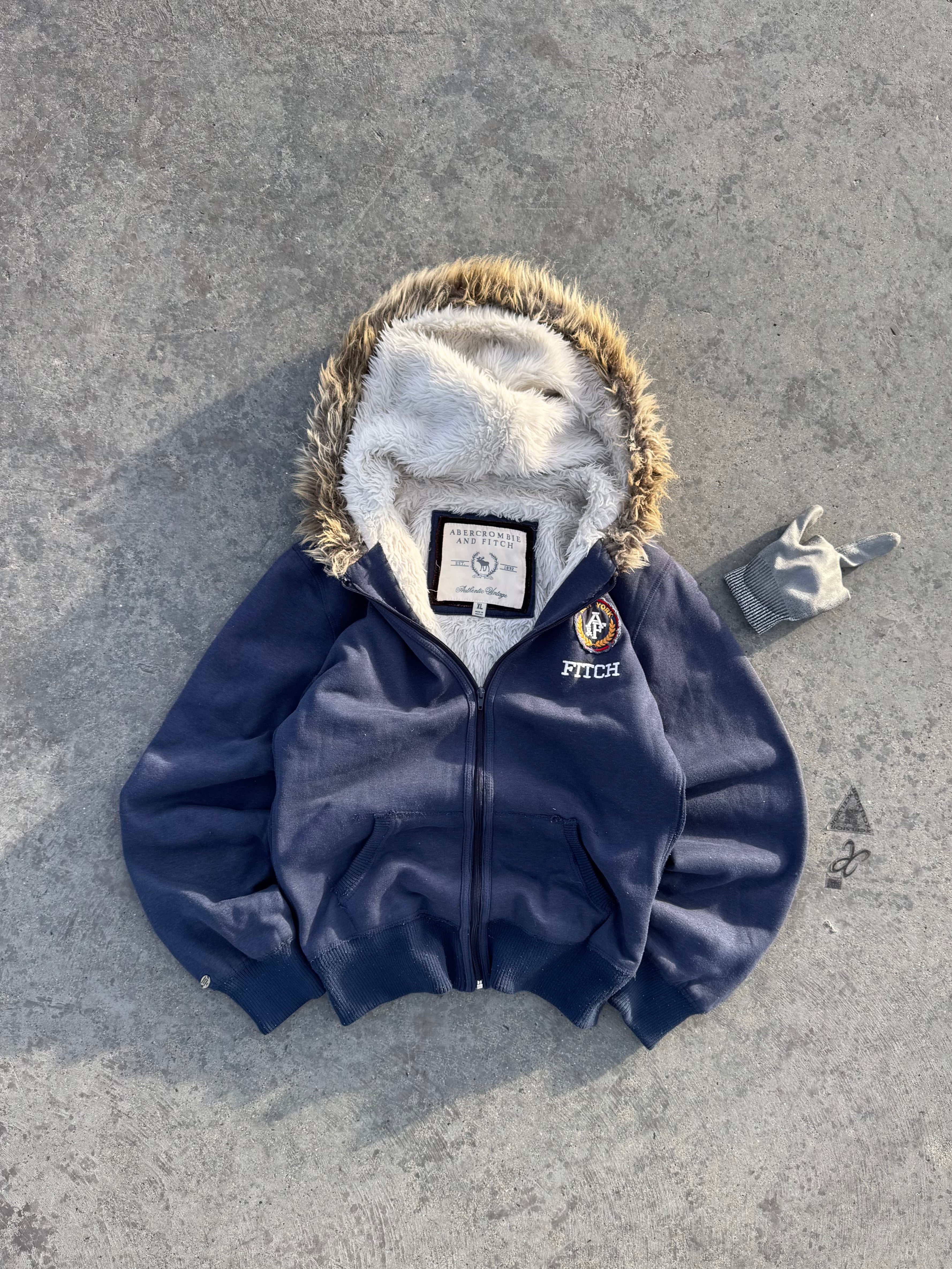 BLUE ABERCROMBIE MINI BOX LOGO