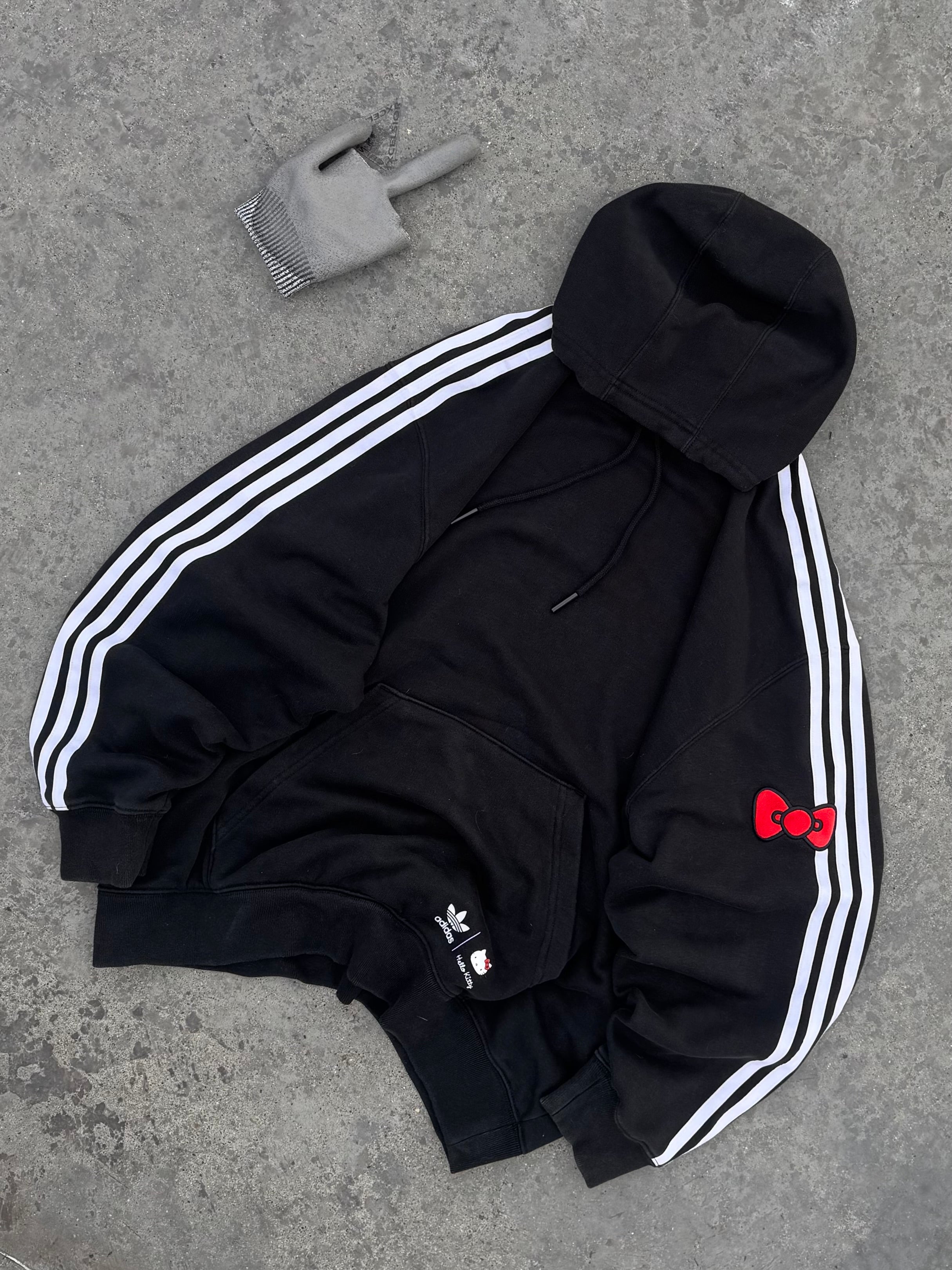 ADIDAS & HELLO KITTY COLAB HOODIE