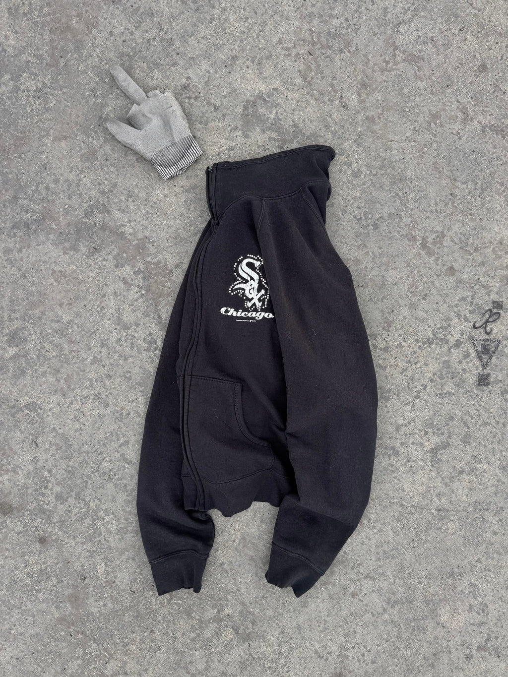 ZIPPER GENUINE MERCHANDISE CHICAGO WHITE SOX
