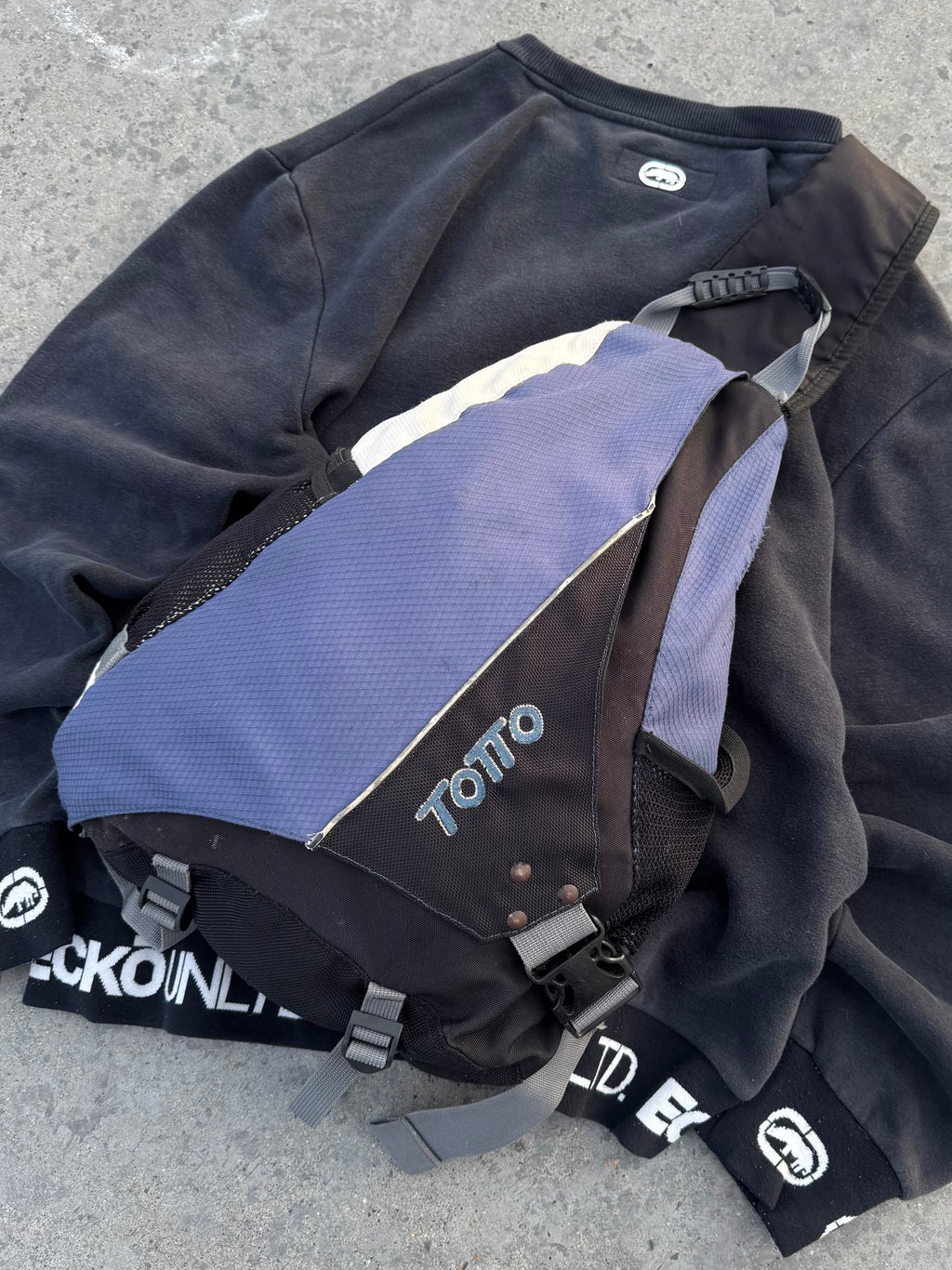 COMBO 2x1 LONGSLEEVE ECKO & SLING BAG TOTTO OG PIECES