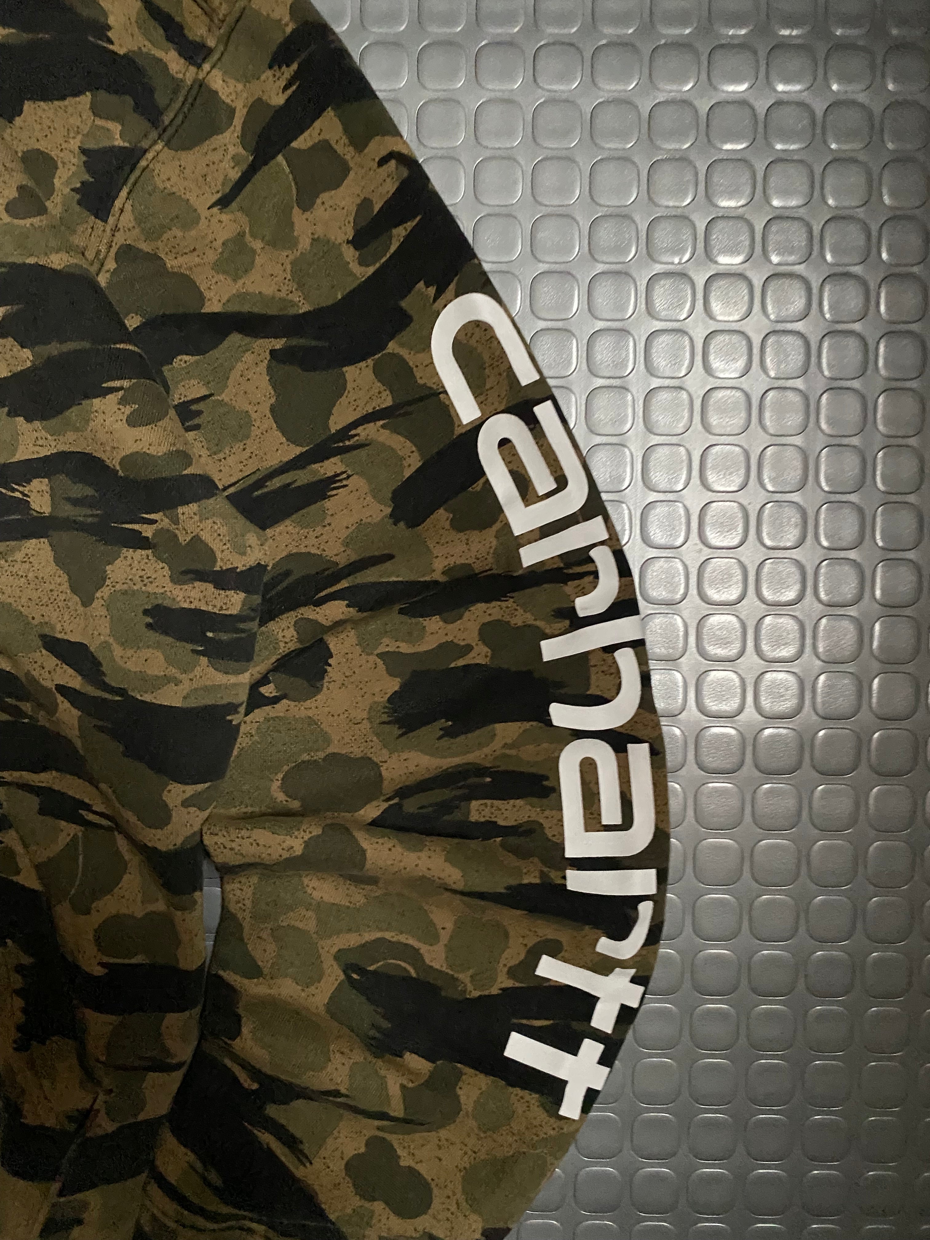 CARHARTT HOODIE CAMO EXCLUSIVE PIECE