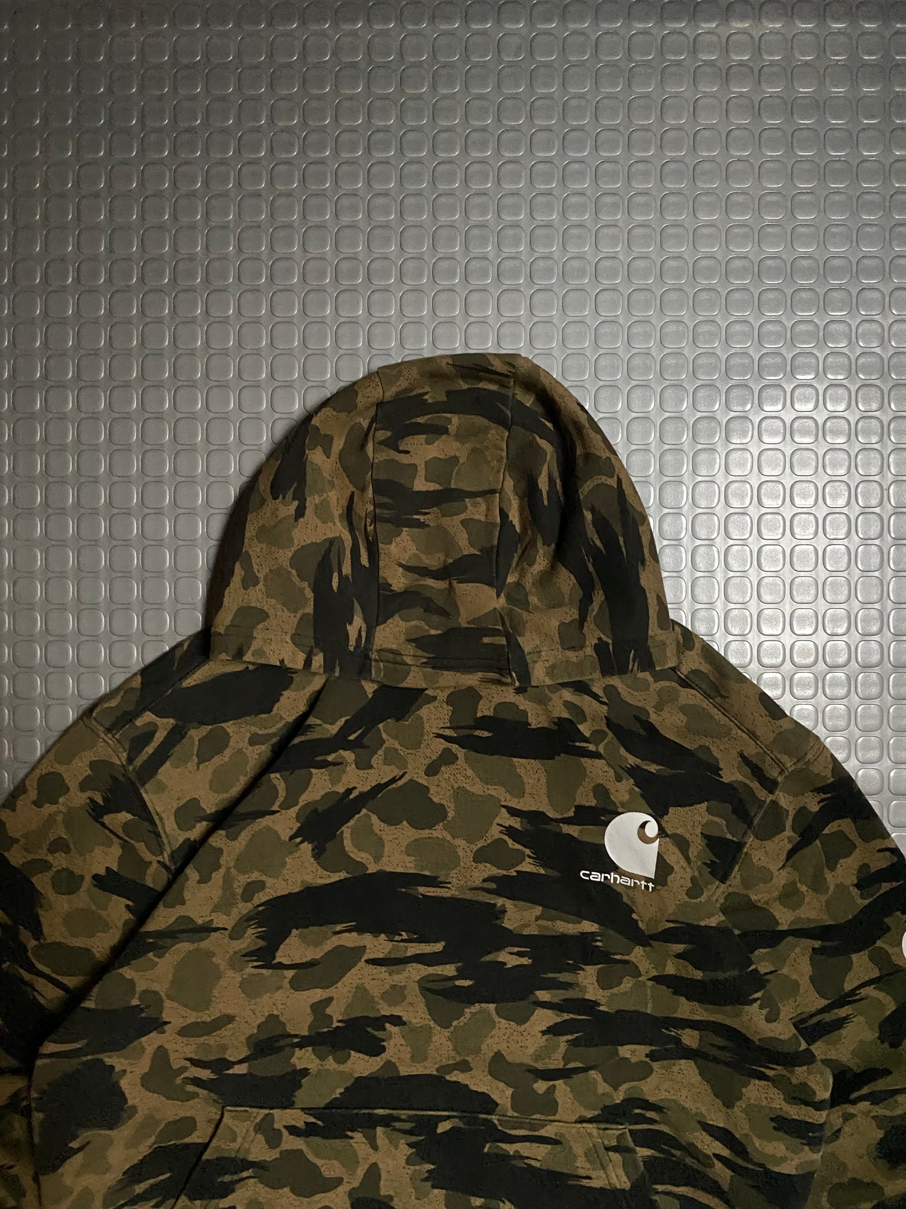 CARHARTT HOODIE CAMO EXCLUSIVE PIECE