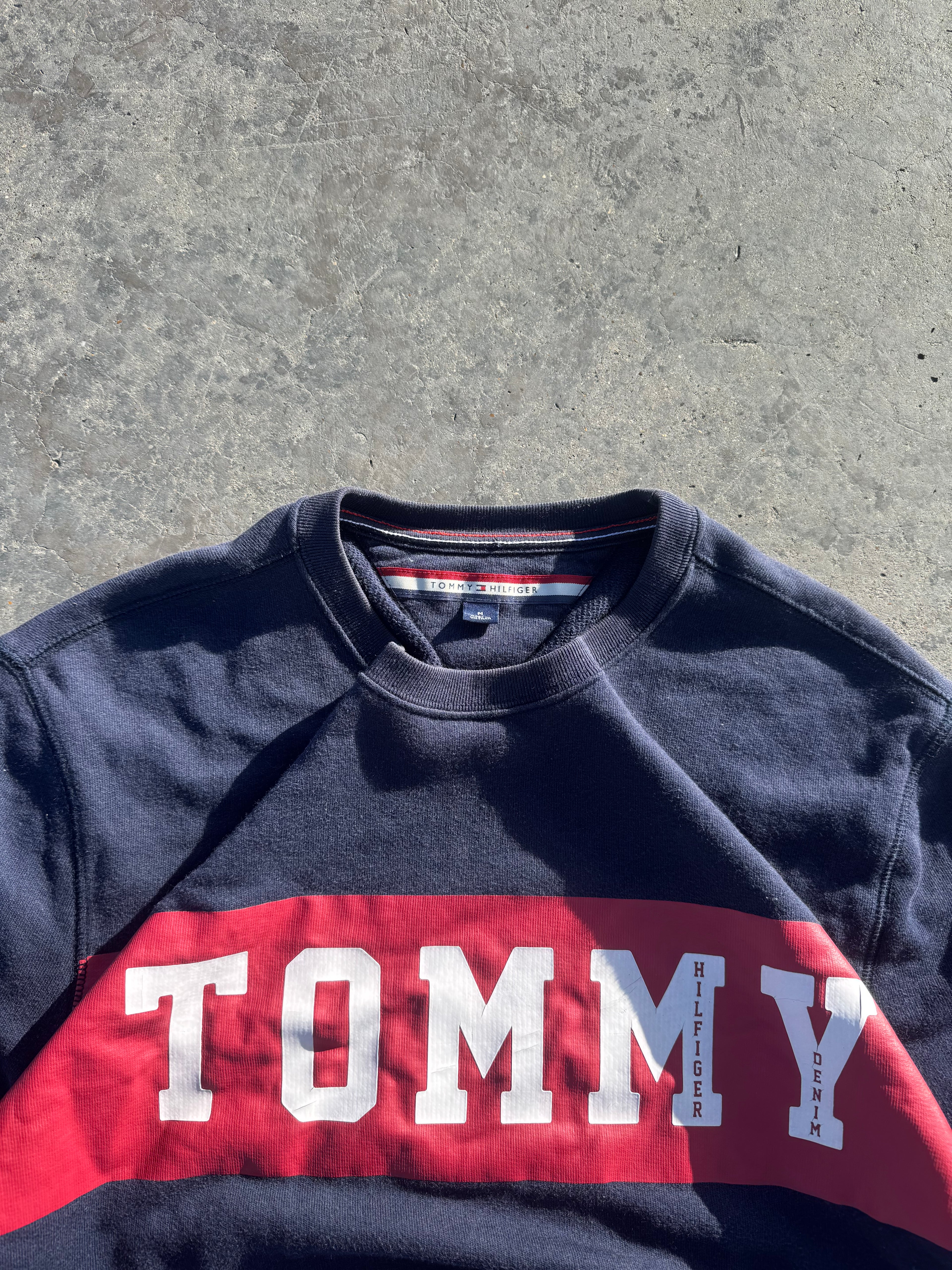 SWEATER BLUE BOX LOGO TOMMY HILFIGUER