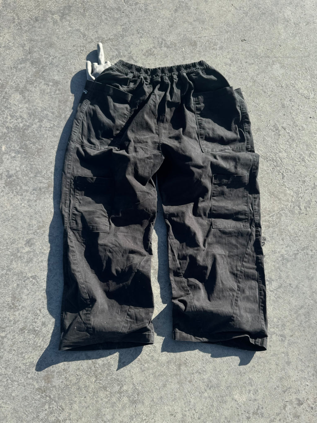 CARGO PANT BLACK ANCHO STYLE SK8