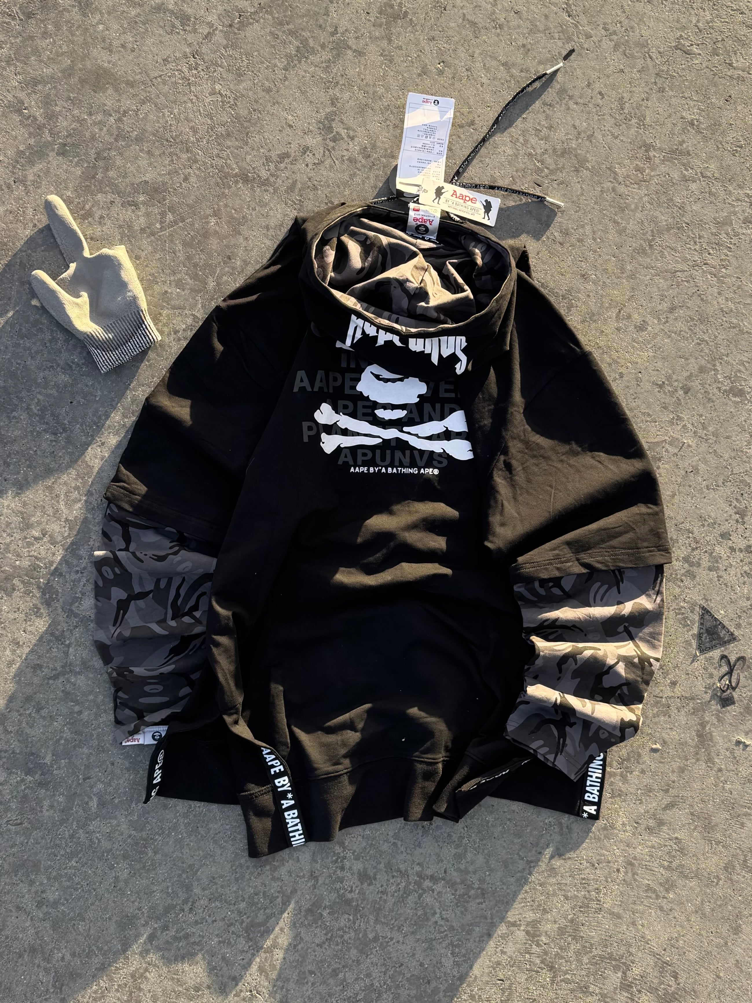BAPE HOODIE CAMIBUSO