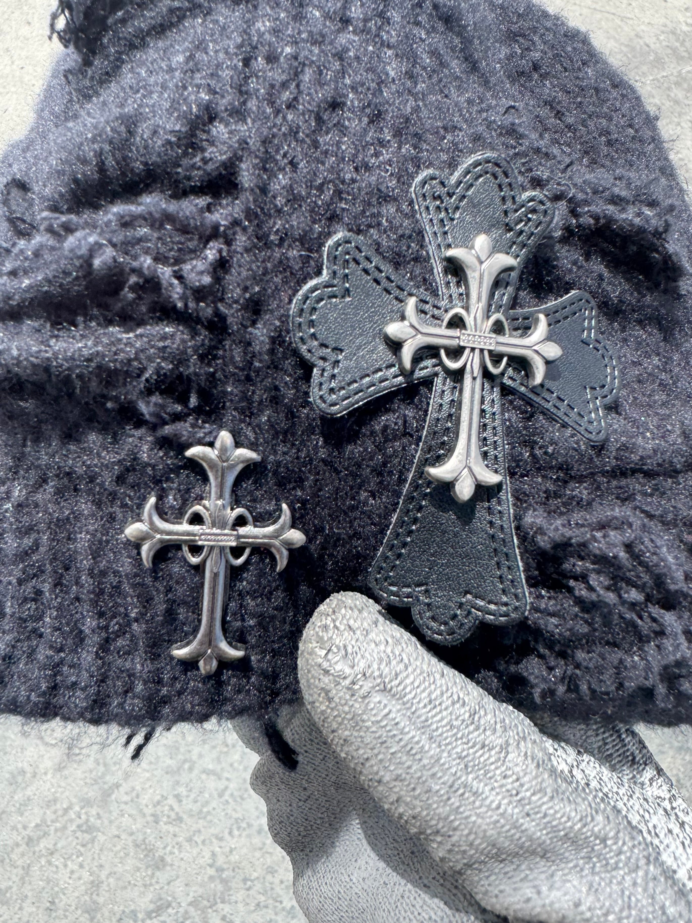 DISTRESSED BANNIE BLACK DOBLE CRUZ
