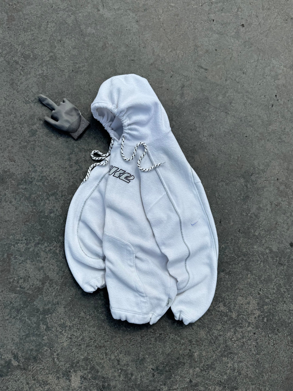 NIKE BOX LOGO 2000s HOODIE POLAR