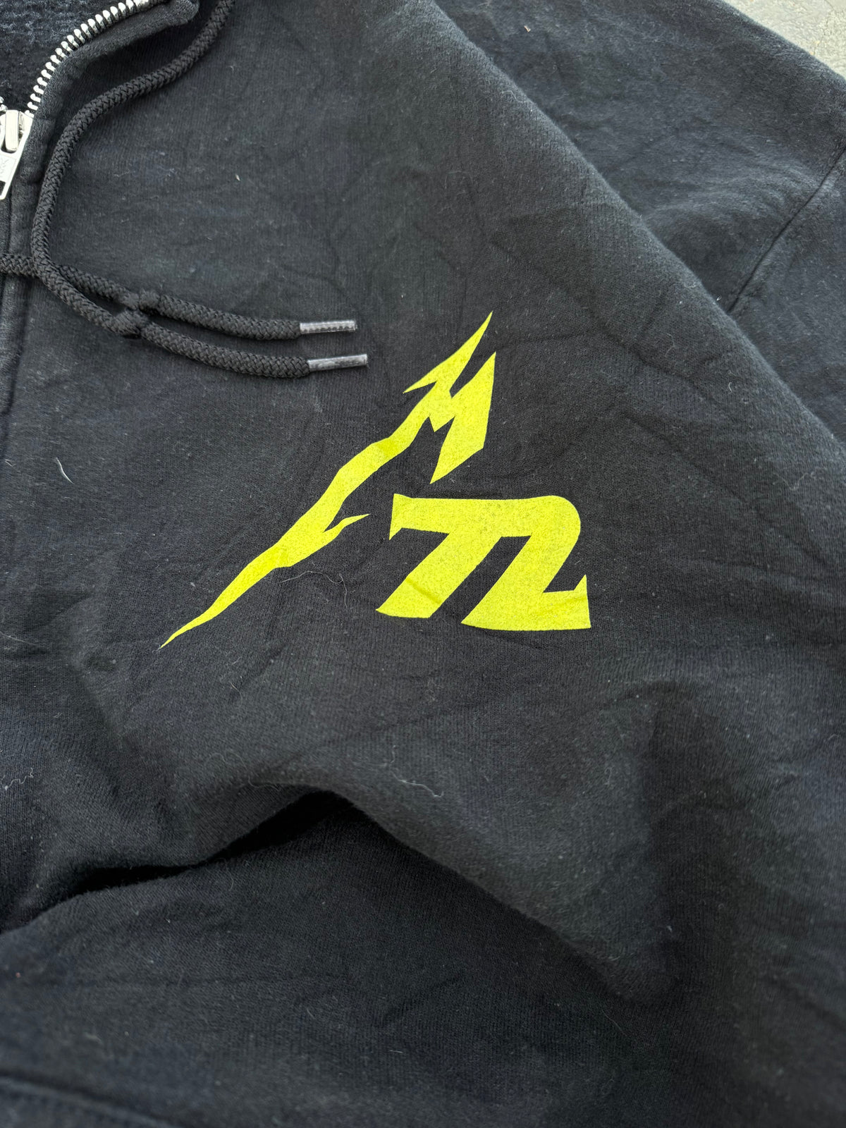 ZIPPER METALIKA 72 BOX LOGO