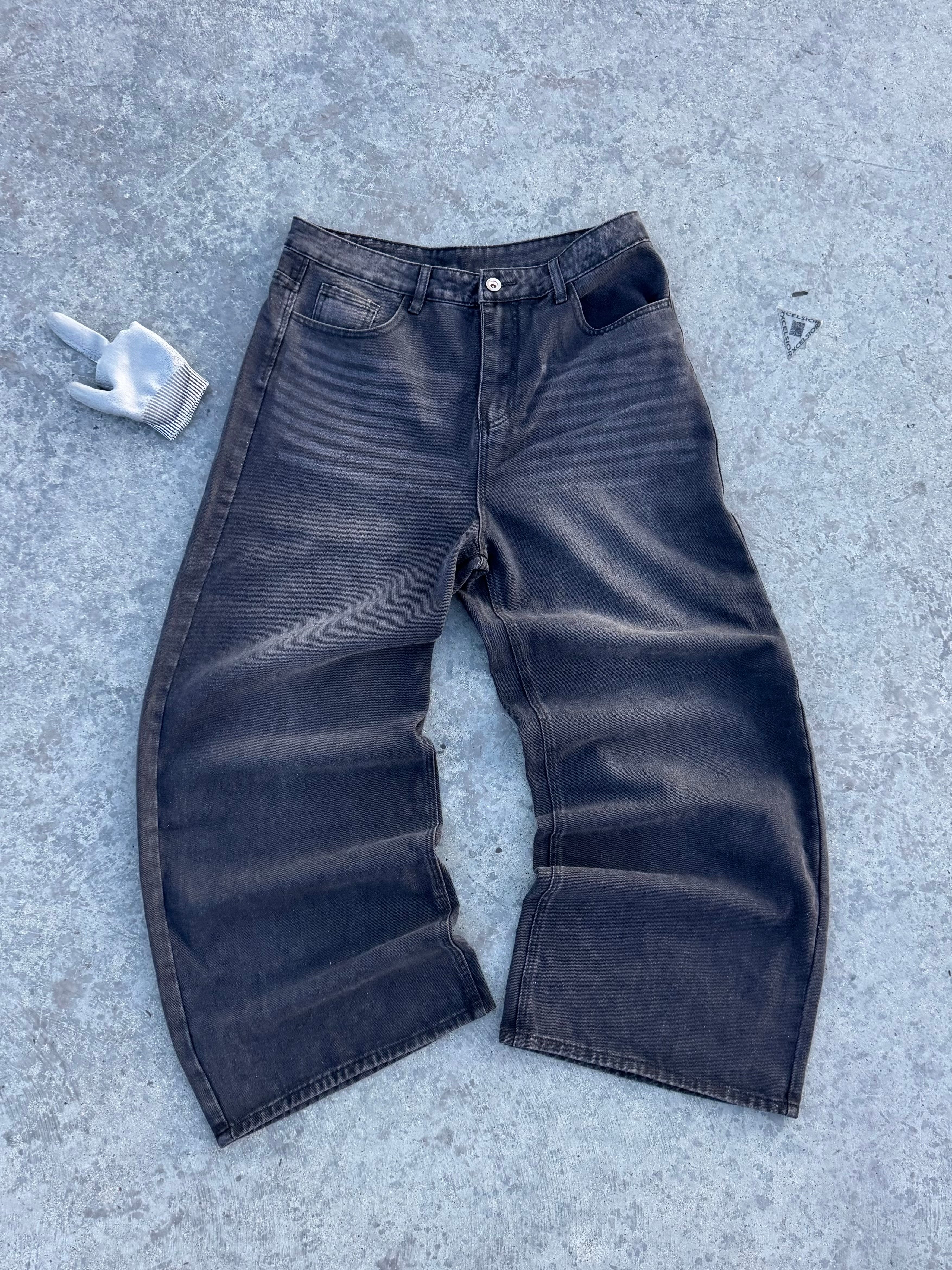 MEGA BAGGY BLACK NEW