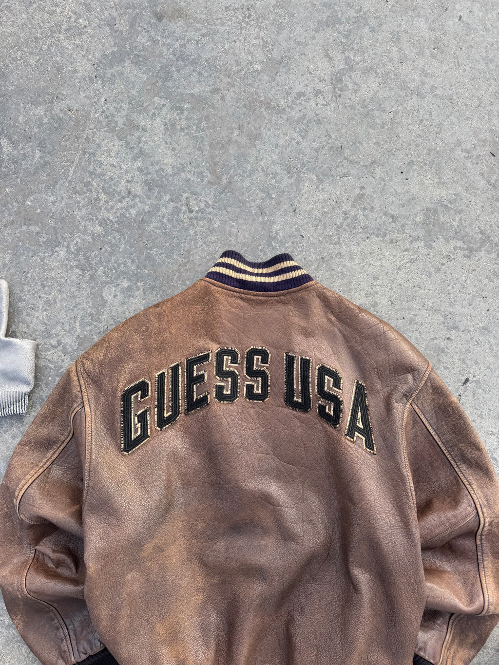 GUESS USA BOMBER JACKET 100% CUERO EXCLUSIVE RARE PIECE