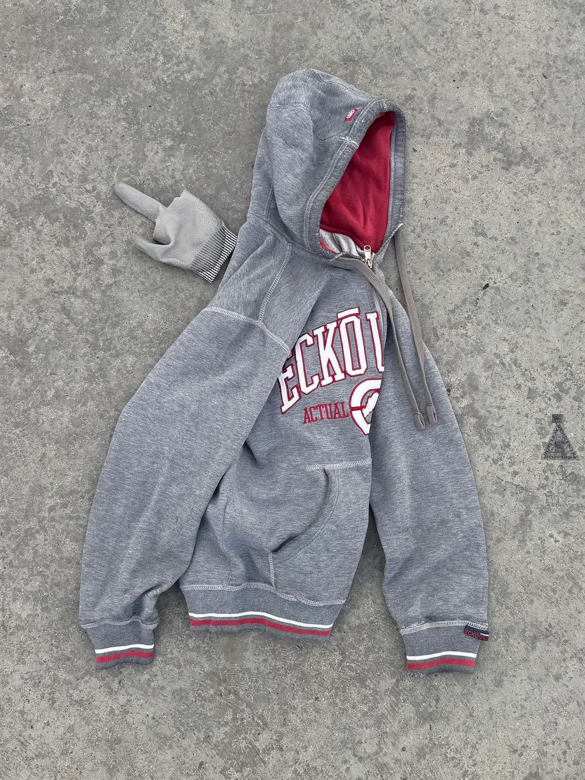 ECKO UNLTD BOX LOGO ZIPPER DISTRESSED