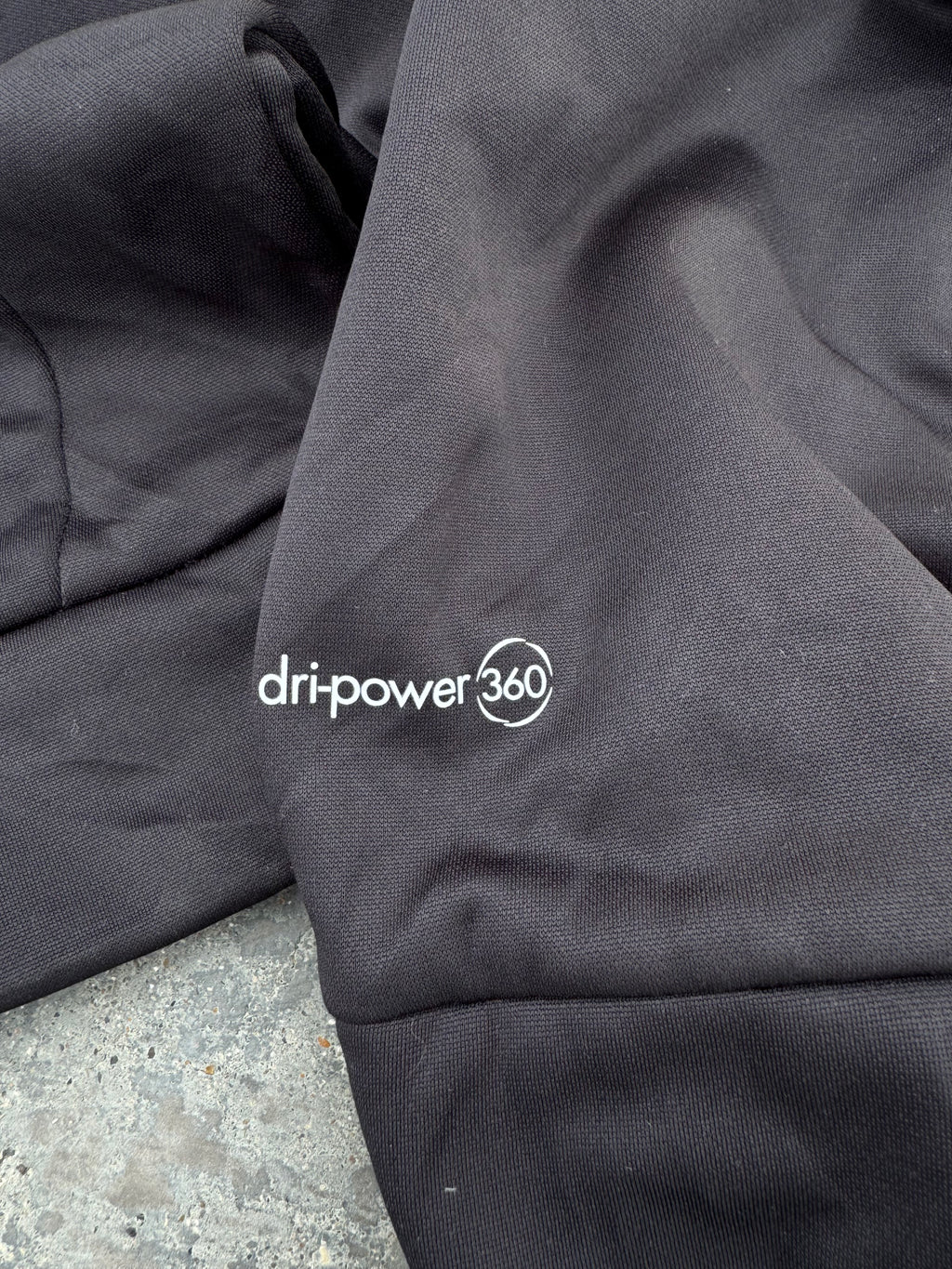 BLACK HOODIE “DRIPOWER 360”RUSSELL LEGIT