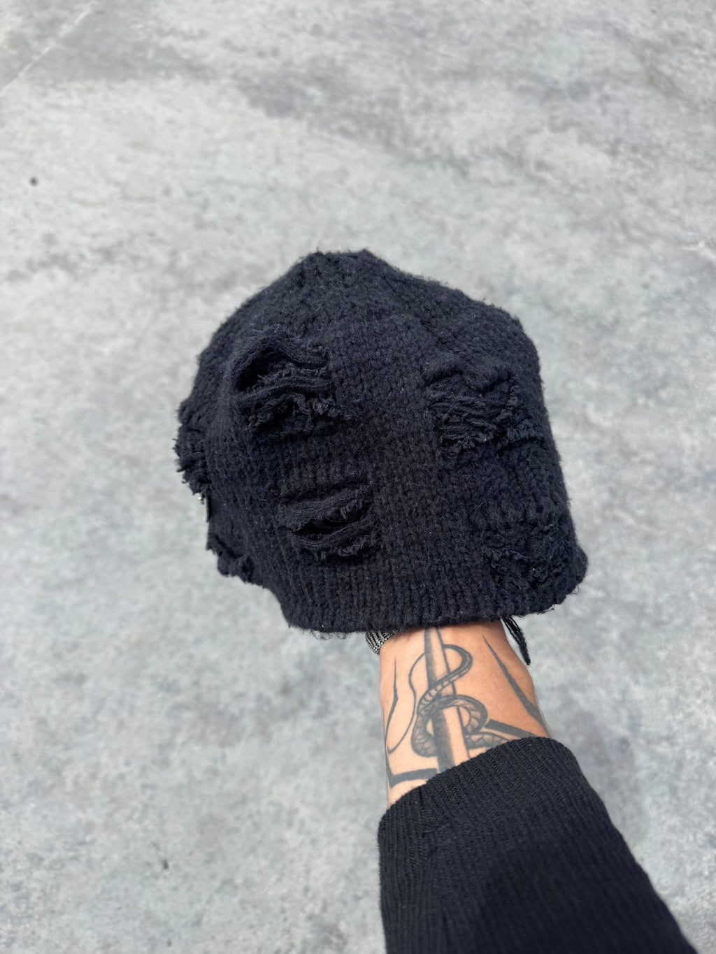 DISTRESSED BANNIE BLACK DOBLE CRUZ