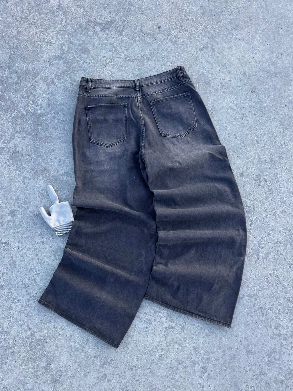 MEGA BAGGY BLACK NEW