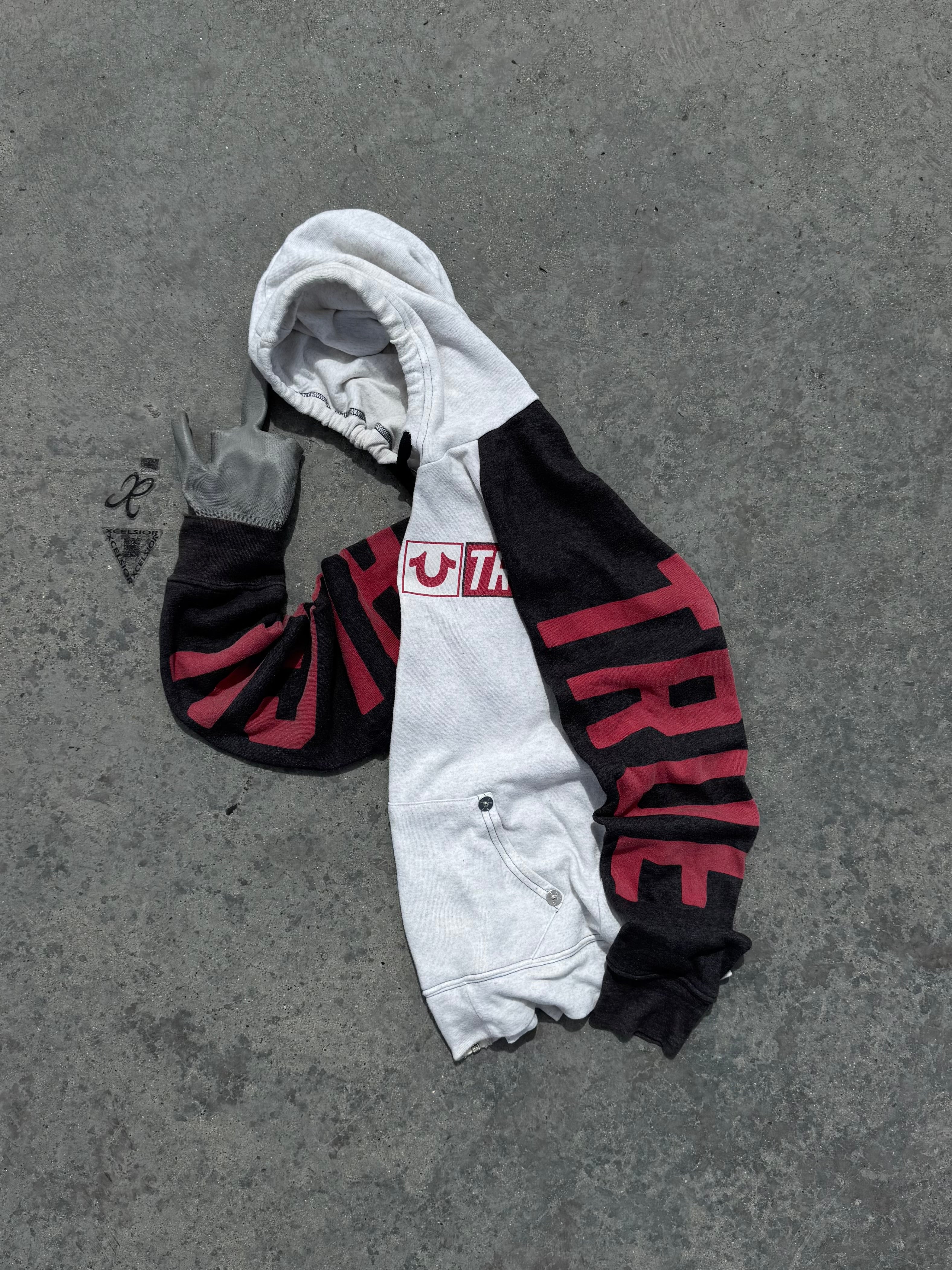TRUE RELIGIÓN OG ZIPPER RARE BOX LOGO MANGAS