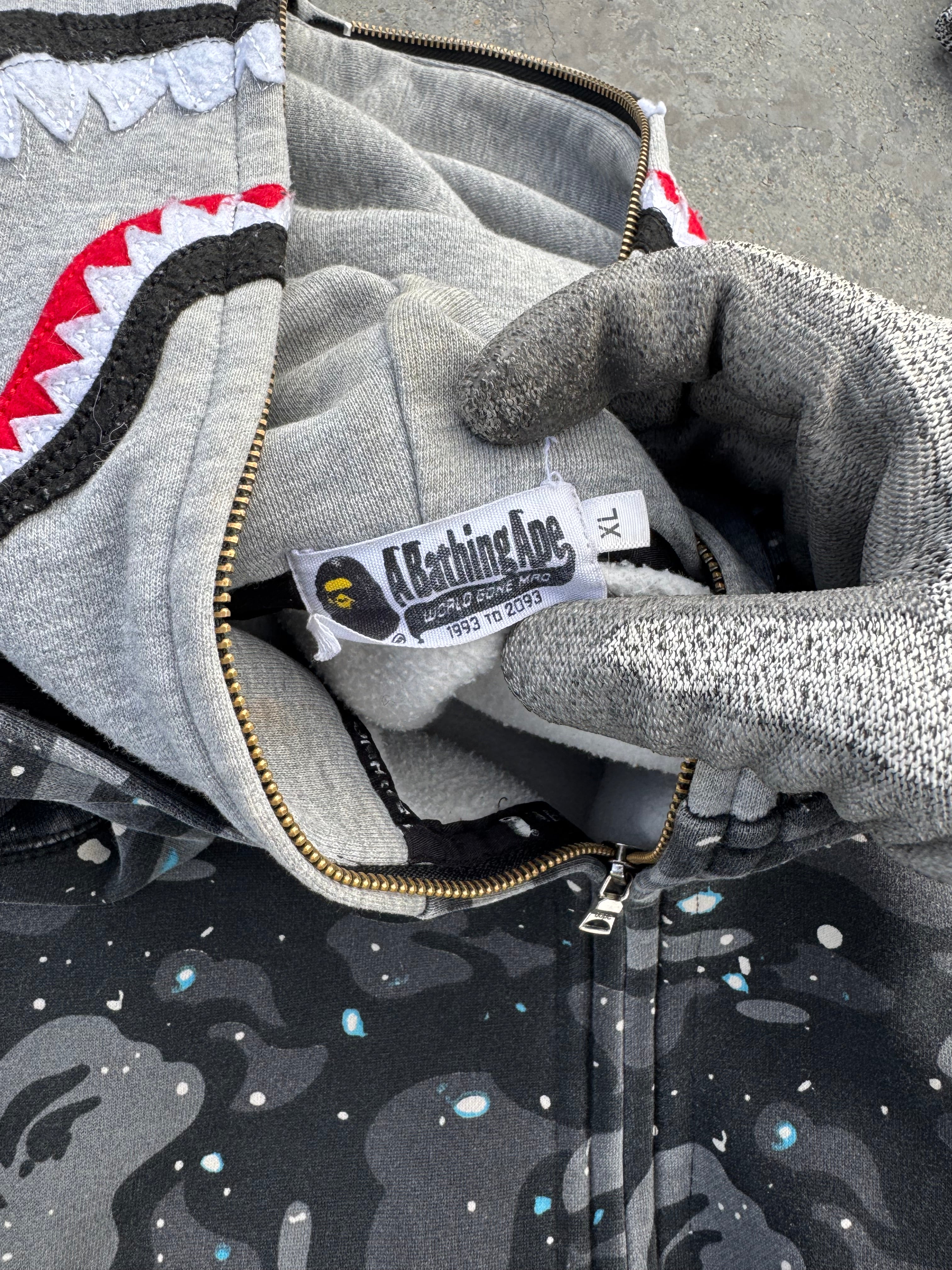 BAPE SHARK DOBLE CAPOTA