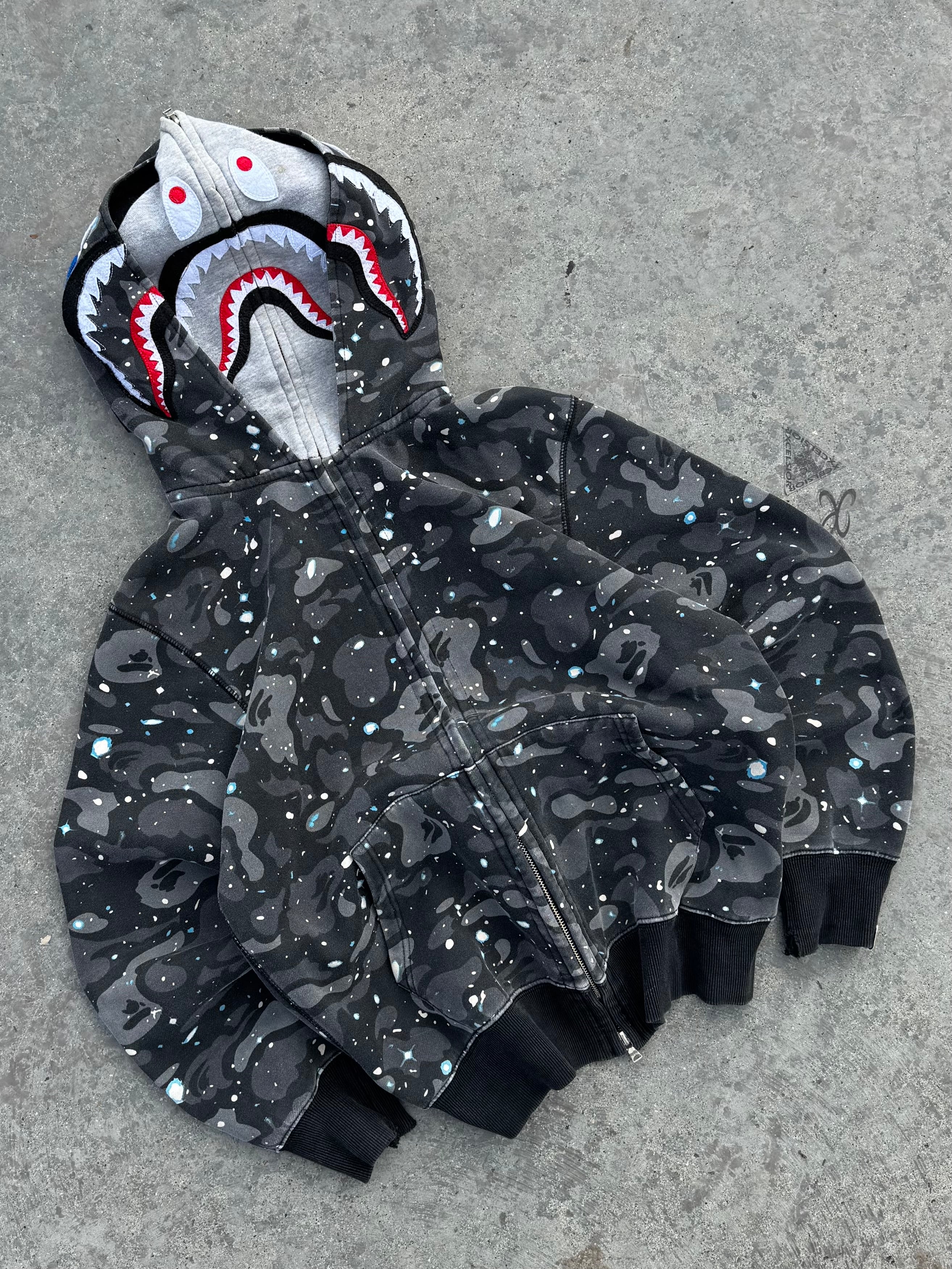 BAPE SHARK DOBLE CAPOTA