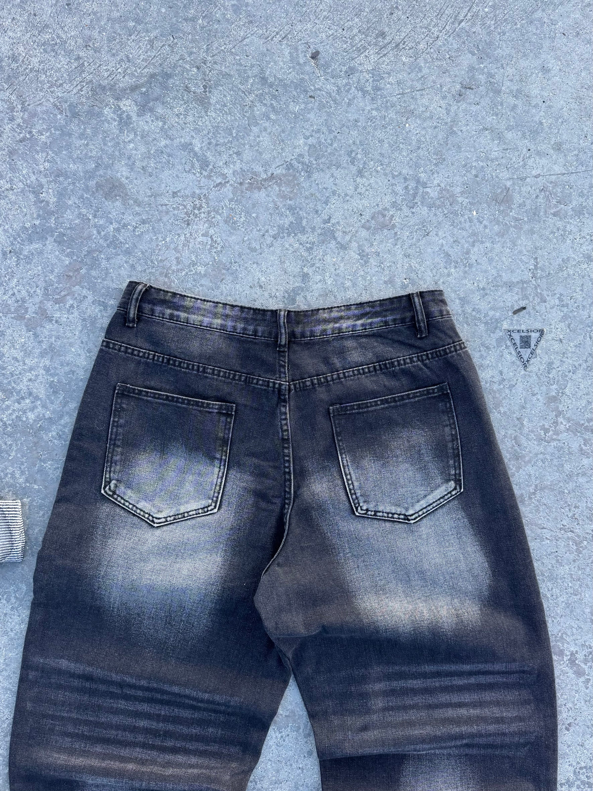BAGGY BLACK PANT