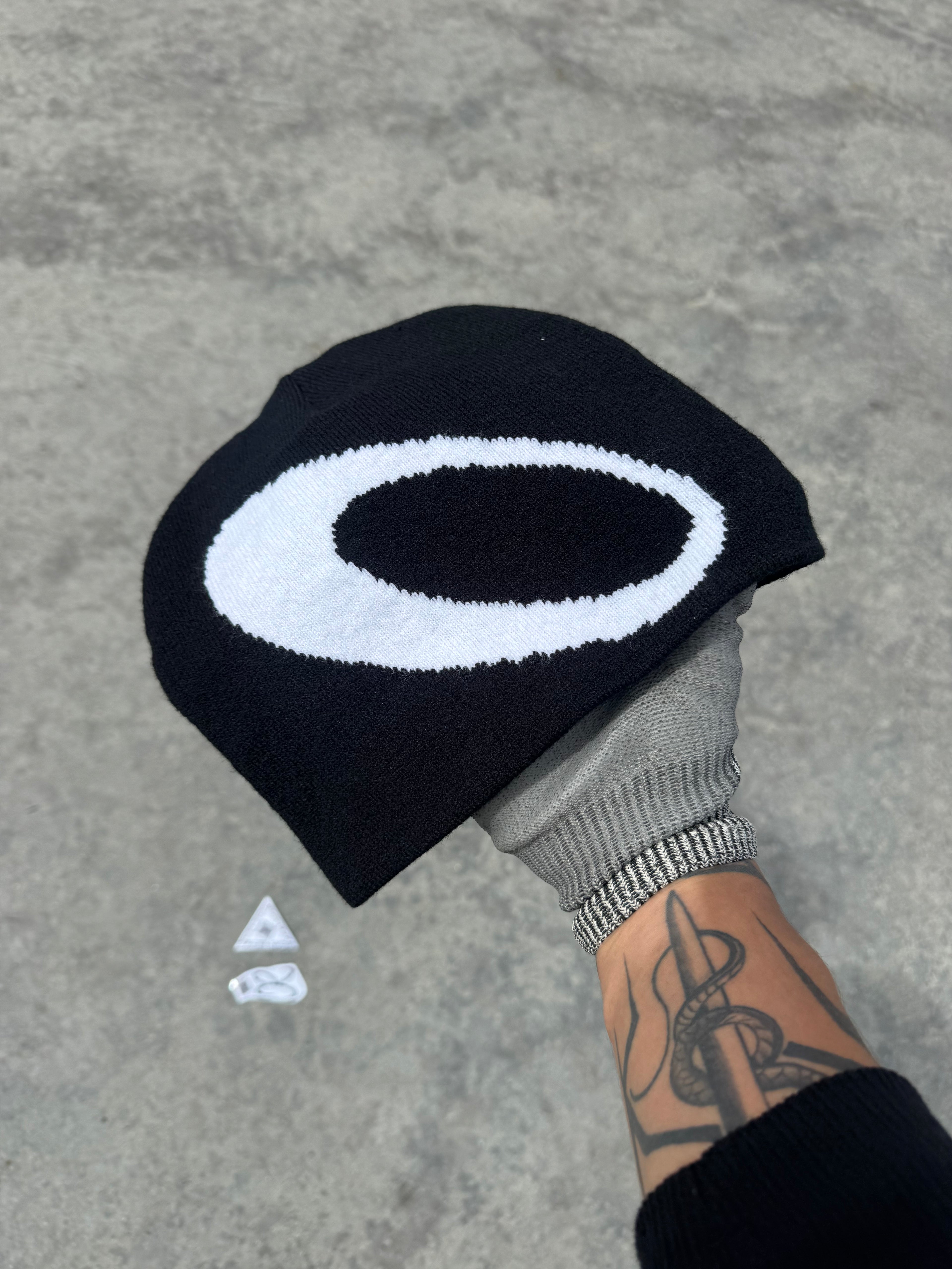 OAKLEY BANNIE BOX LOGO
