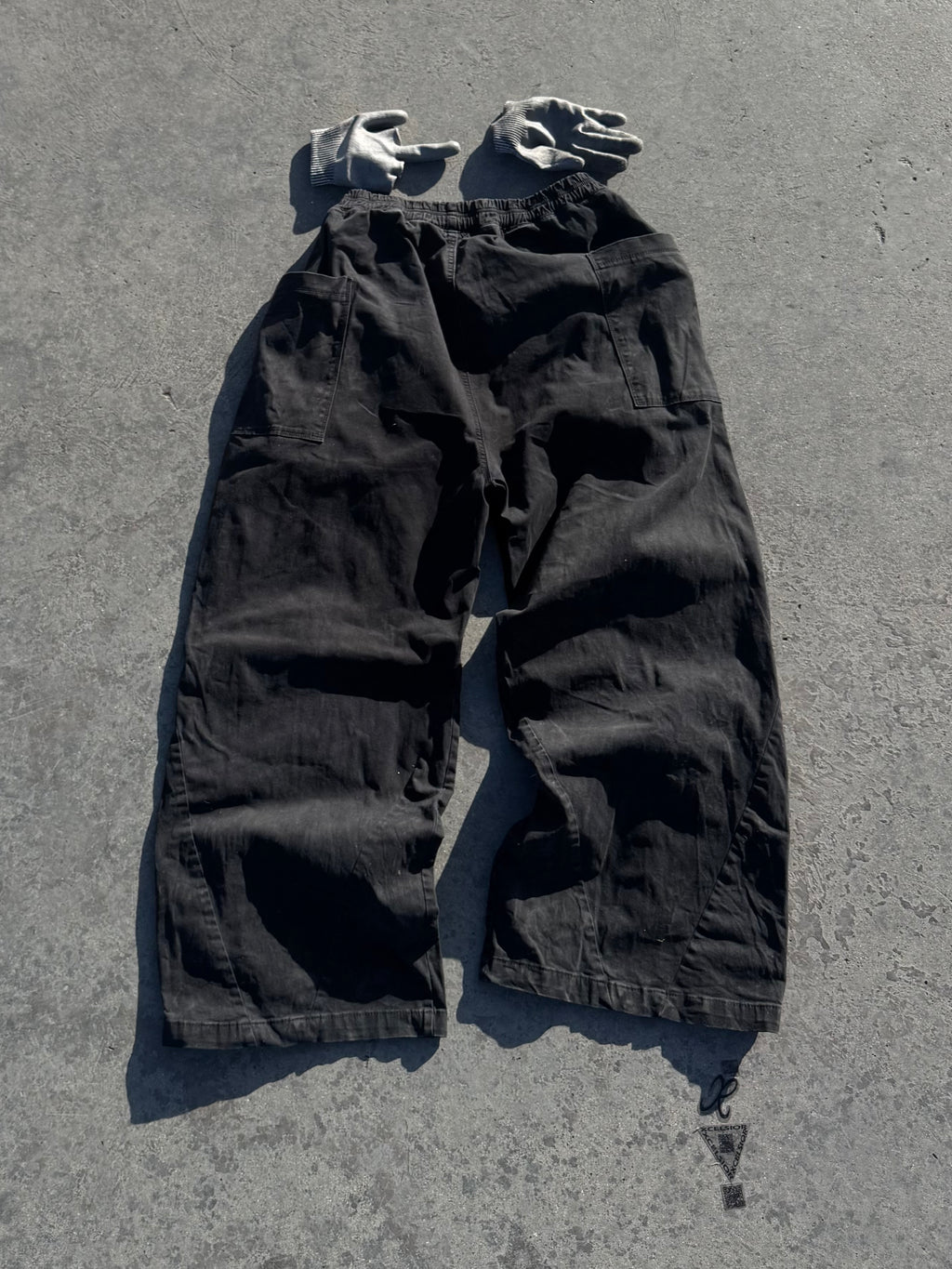 CARGO PANT BLACK ANCHO STYLE SK8