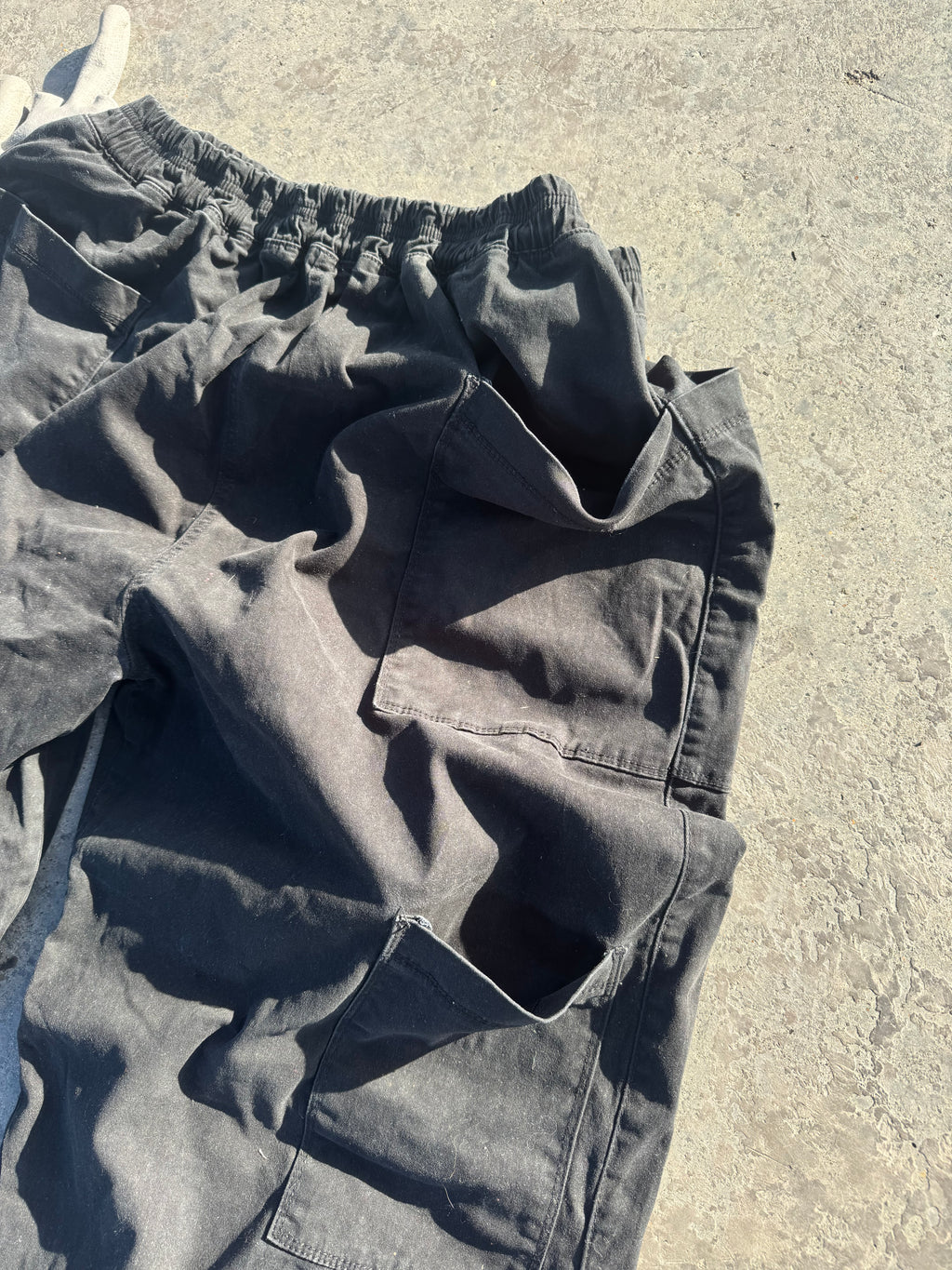 CARGO PANT BLACK ANCHO STYLE SK8