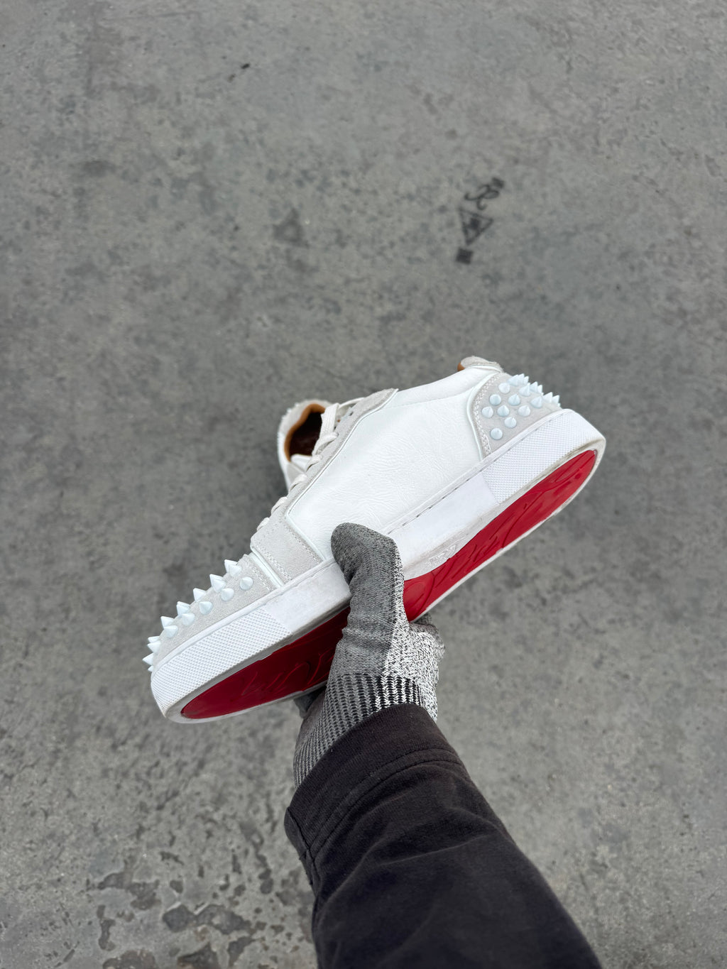 CHRISTIAN LOUBOUTIN WHITE SHOES