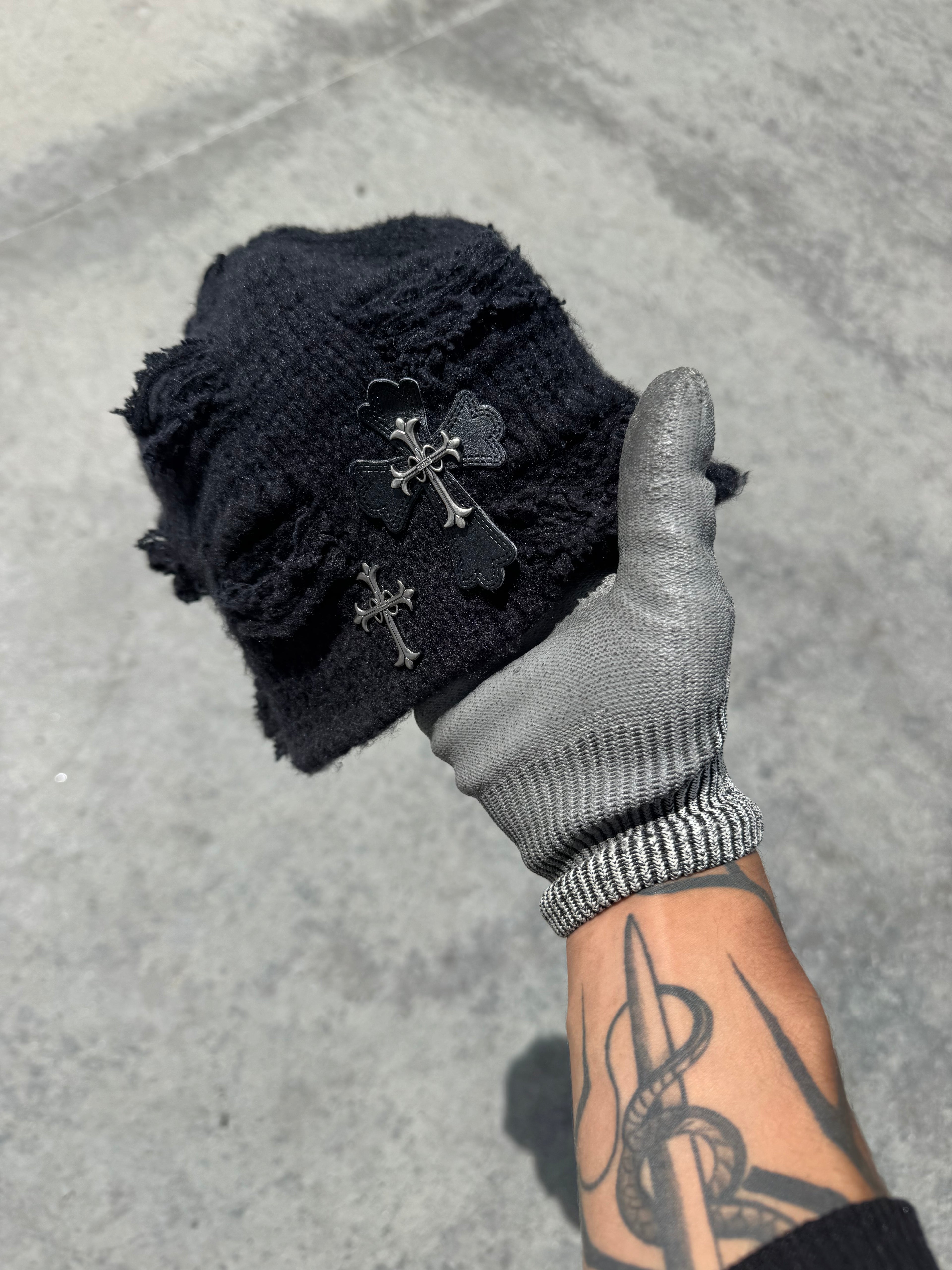 DISTRESSED BANNIE BLACK DOBLE CRUZ