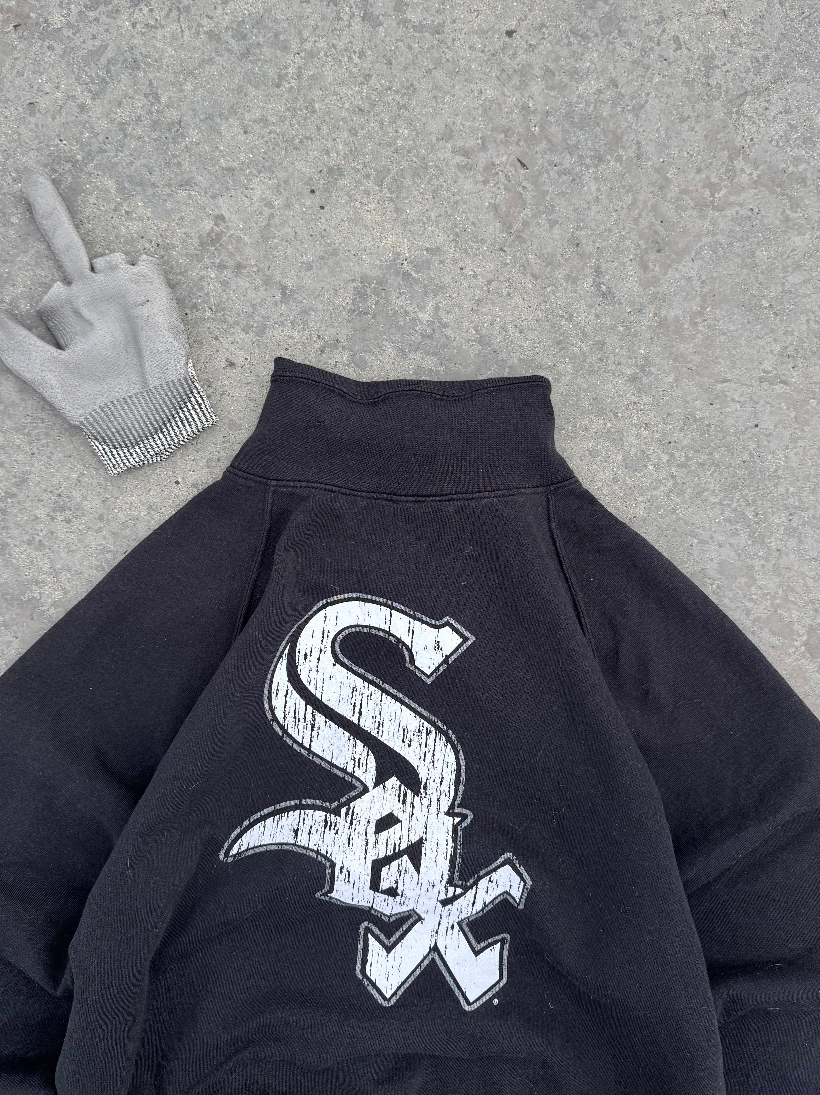 ZIPPER GENUINE MERCHANDISE CHICAGO WHITE SOX