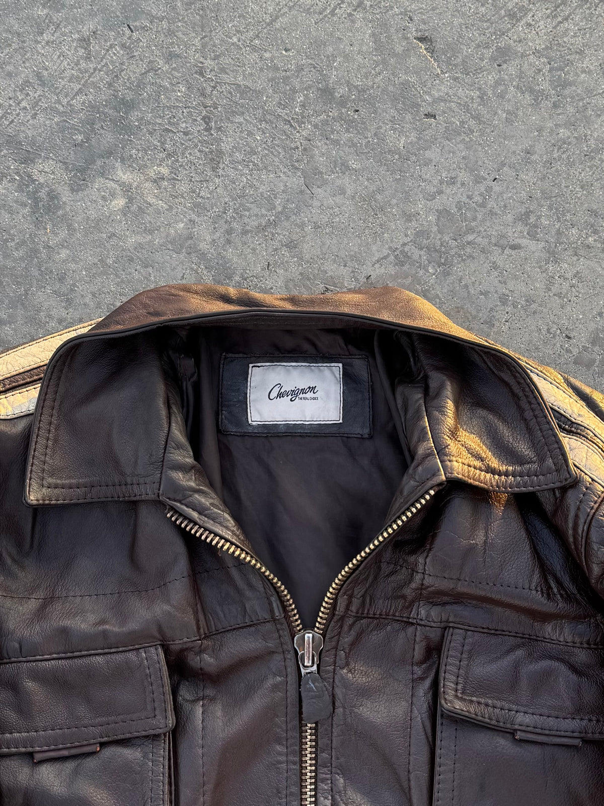 RARE CHEVIGNON JACKET 100% CUERO AUTÉNTICO
