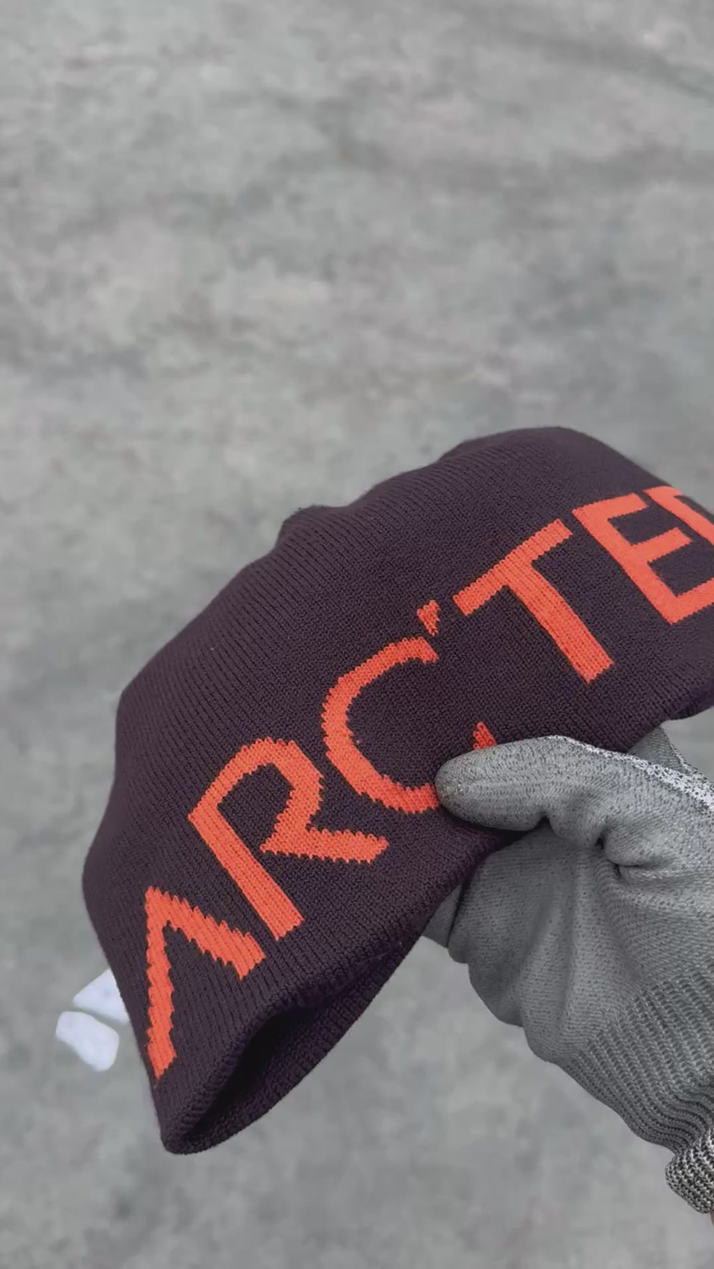 ARC,TERIX BOX LOGO GIGANTE AUTHENTIC
