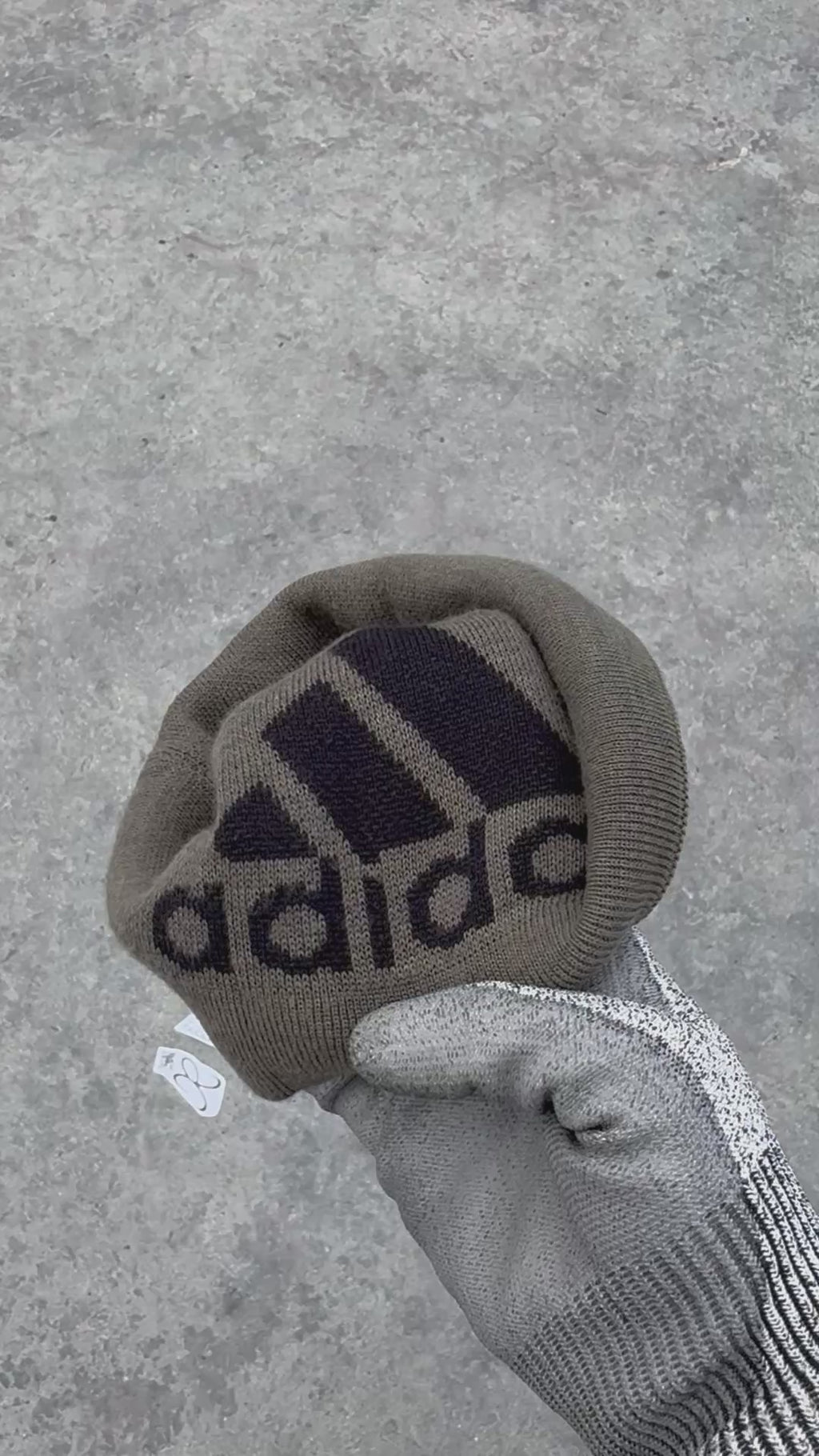 RARE BANNIE ADIDAS DOBLE FAZ