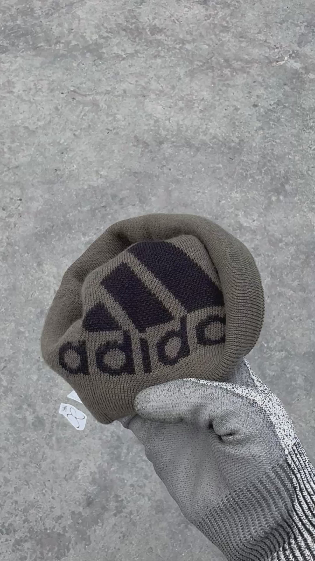 RARE BANNIE ADIDAS DOBLE FAZ